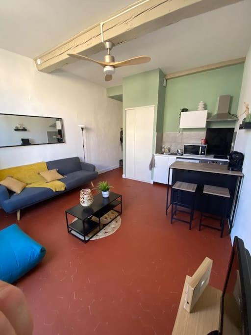 Le For'Home Arles Bagian luar foto